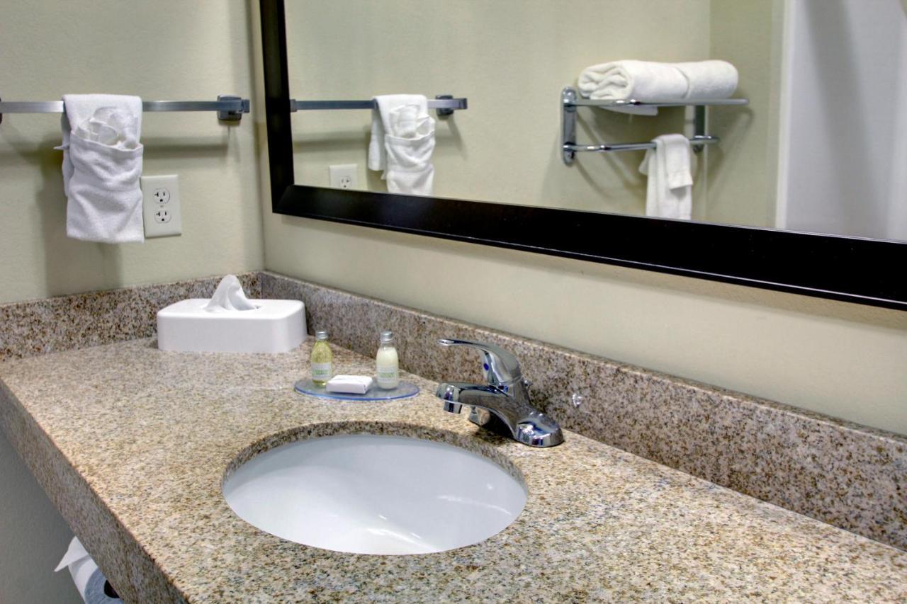 Stanton Inn And Suites Room photo
